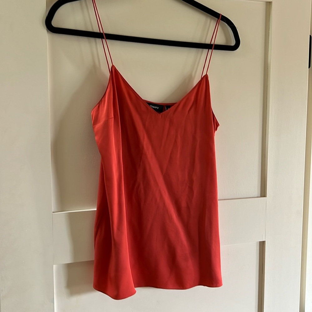 Theory thin strap tank top. 100% silk. Size small.